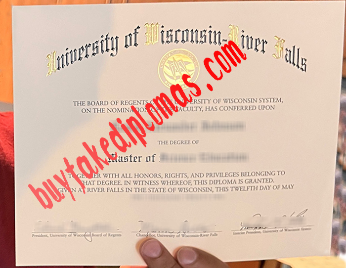 University of Wisconsin River Falls fake diploma